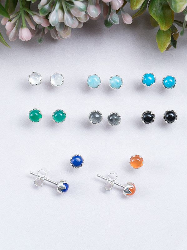 Cerra Studs
