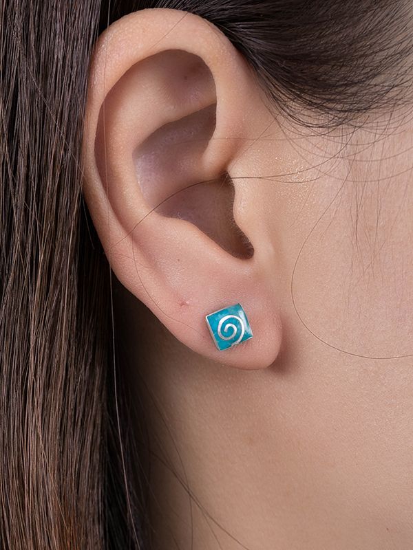 Spiral Studs