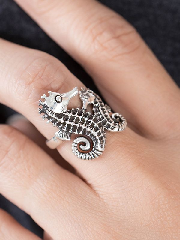 Seahorse Pair Ring