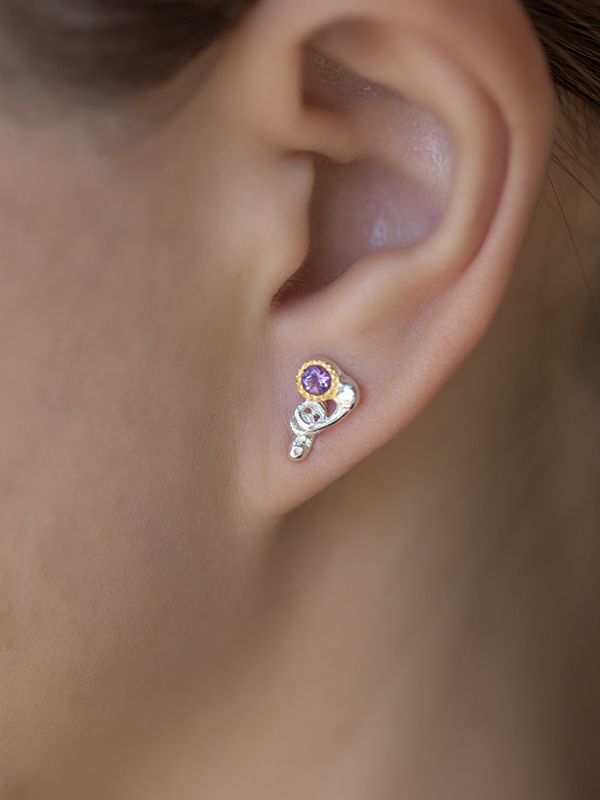 Elena Studs