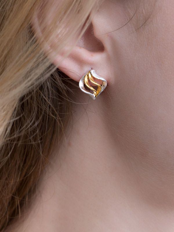 Zephyr Studs