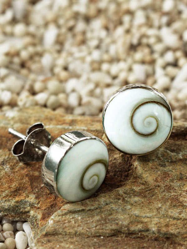 Nova Spiral Studs