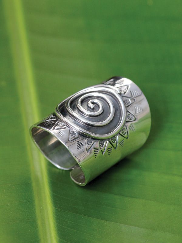 Maya Ring
