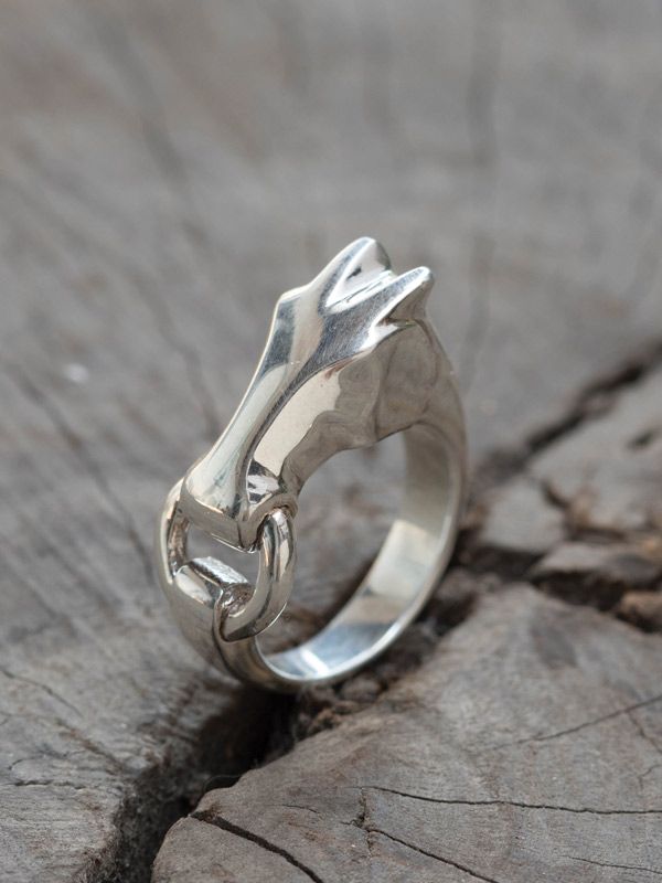 Equus Ring
