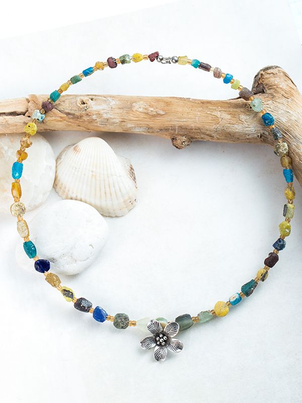 Julian Bloom Collar