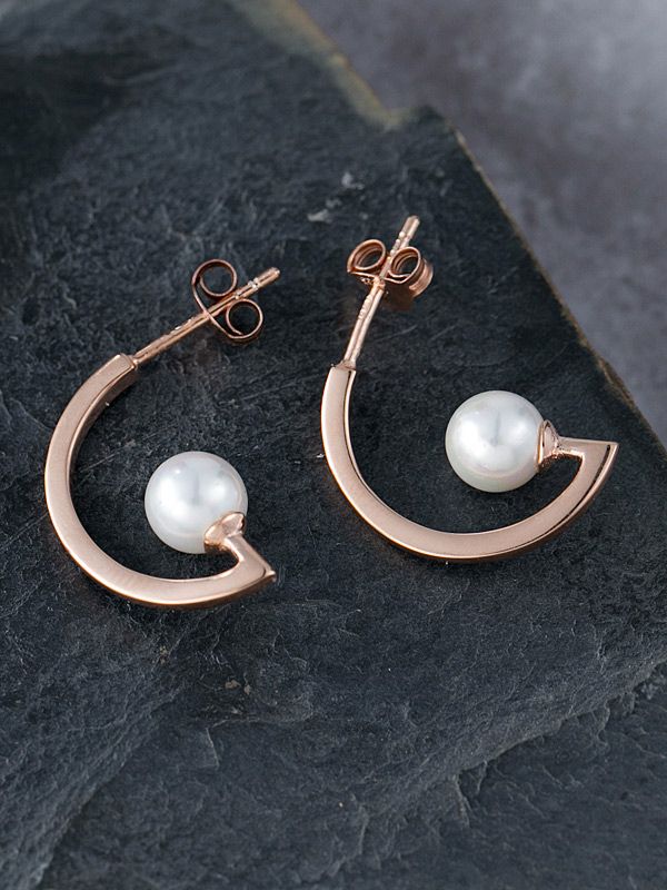 Pearl Curl Studs