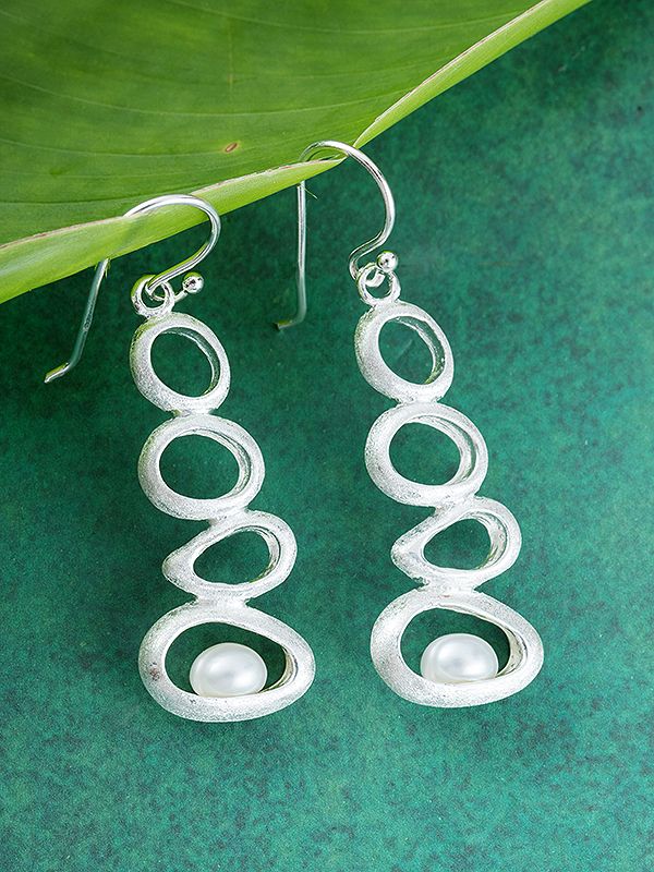 Pearl Nest Earrings