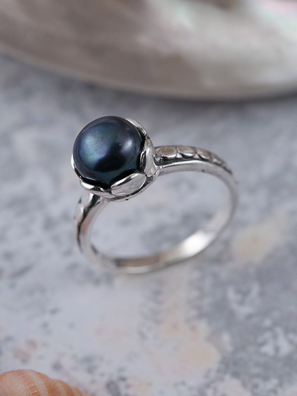 Nightbloom Ring