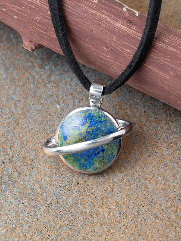 Kosmos Pendant