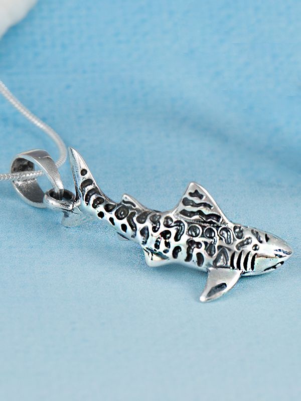 Mako Pendant