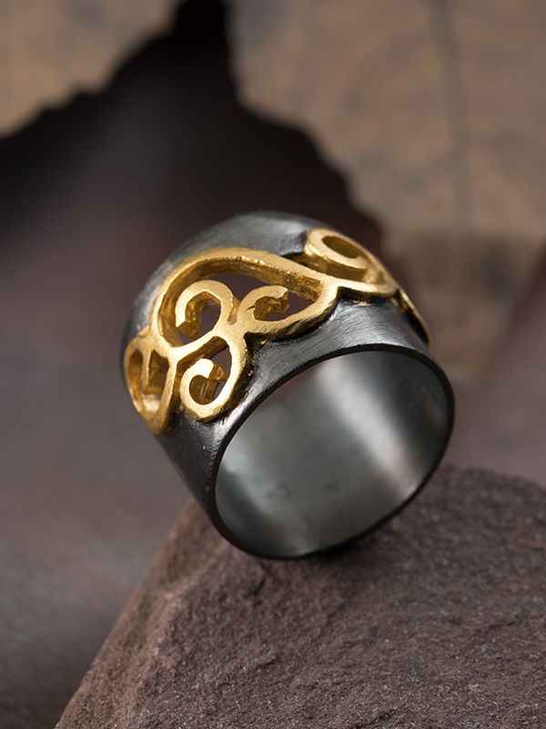 Scroll Band Ring