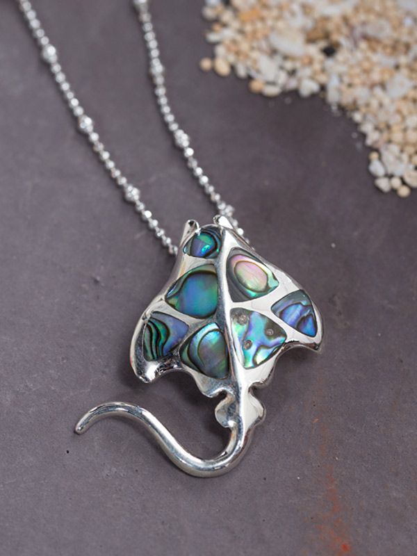 Manta Reef Pendant