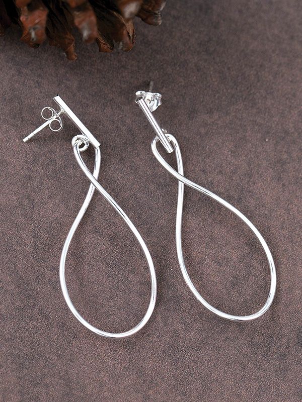 Hachi Studs