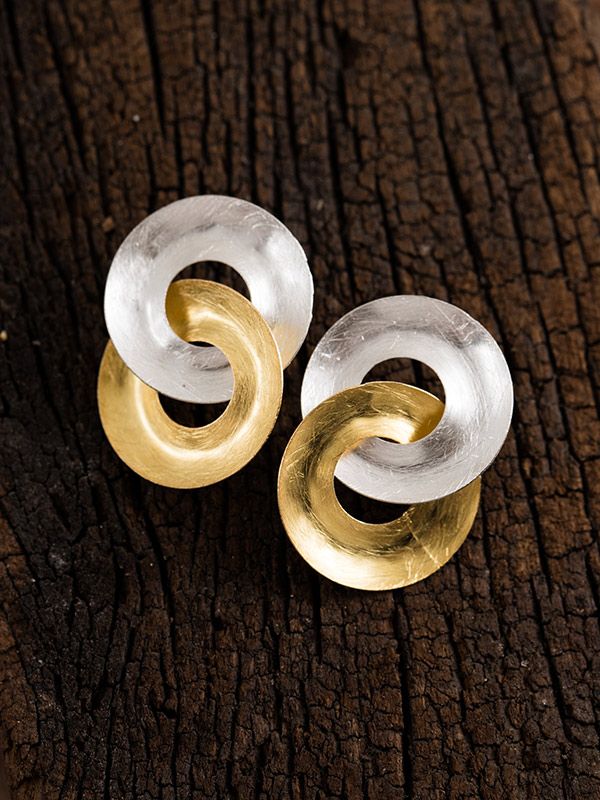 Interlock Studs