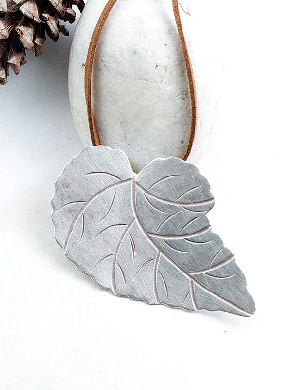 Winterleaf Pendant