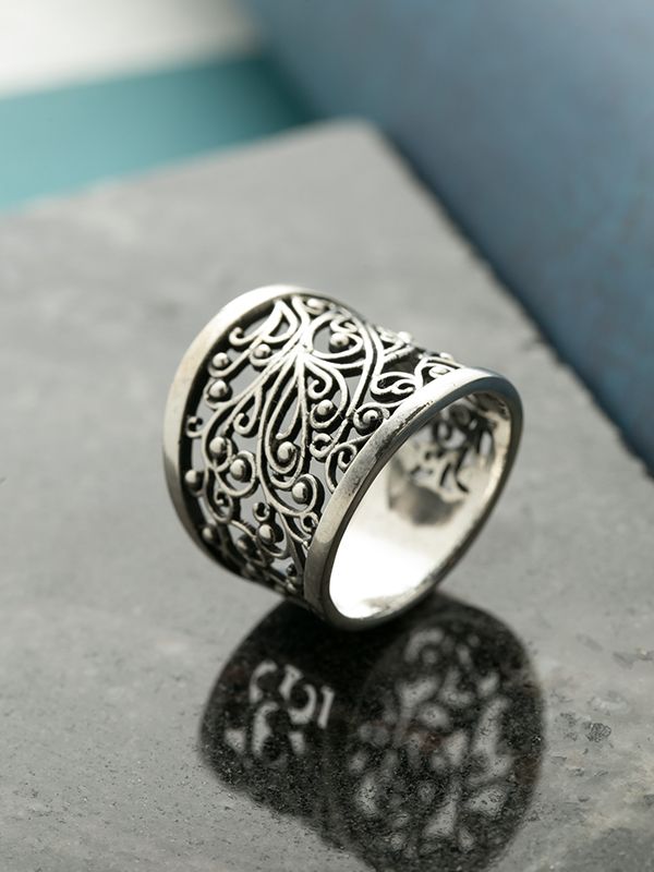 Vineyard Scroll Ring