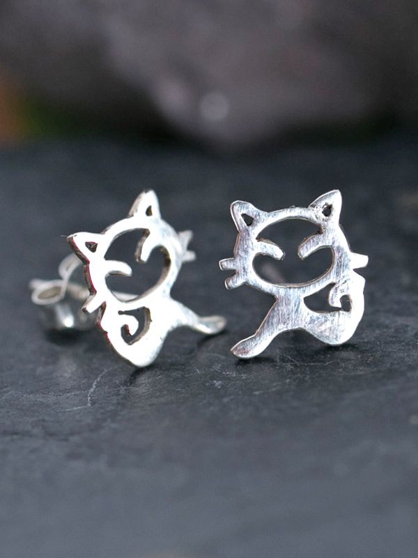Kitten Studs