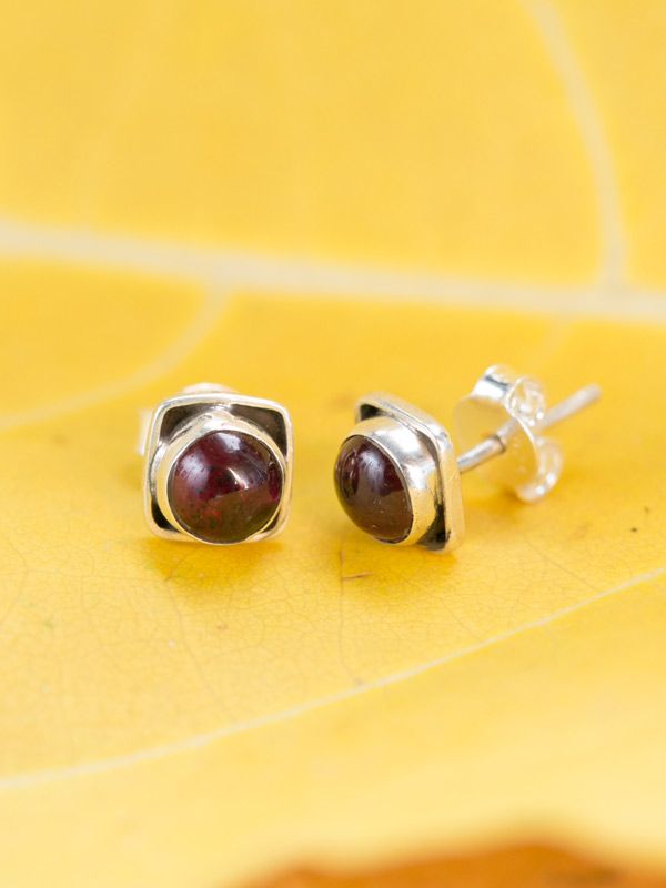 Miniverse Studs