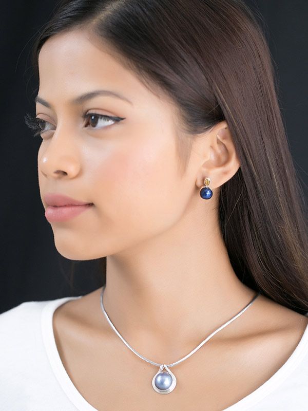 Dark Star Earrings