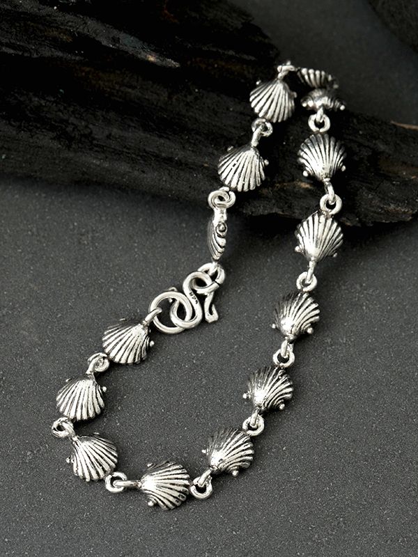 Clamshell Bracelet
