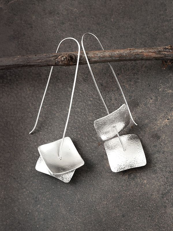 Anara Earrings