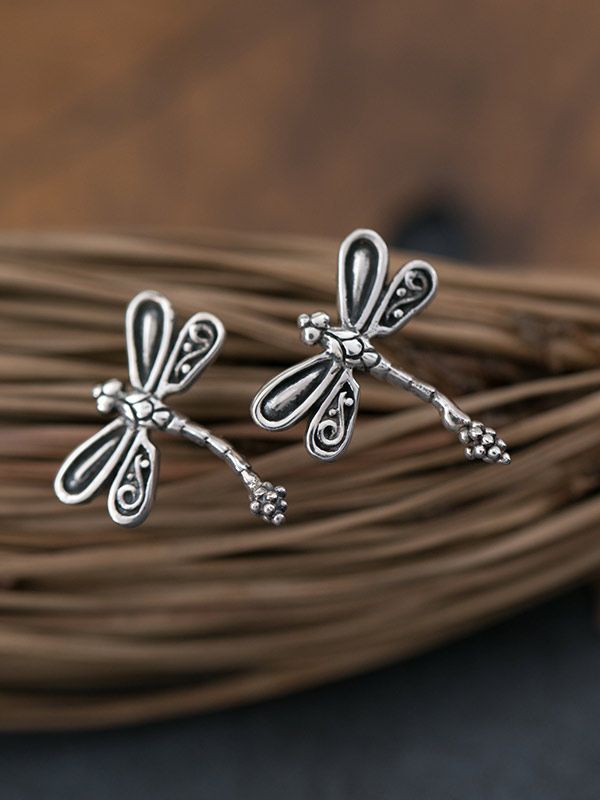 Dragonnette Studs