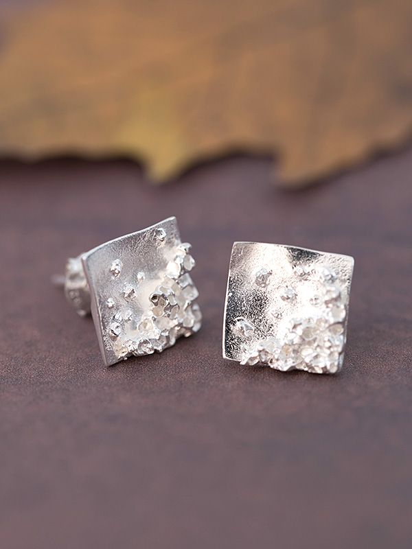 Expanse Studs