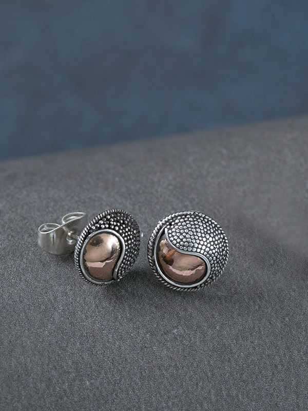 Eminence Studs