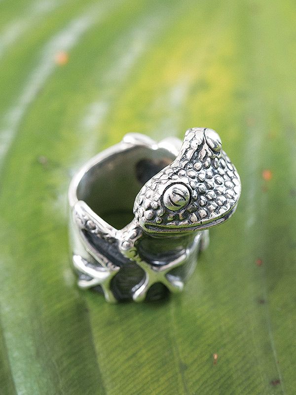 Ribbet Ring
