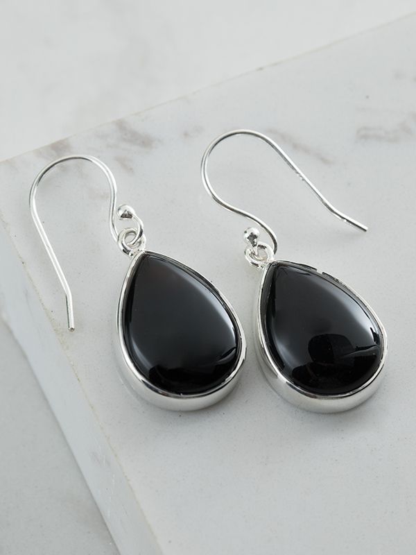 Kuro Earrings