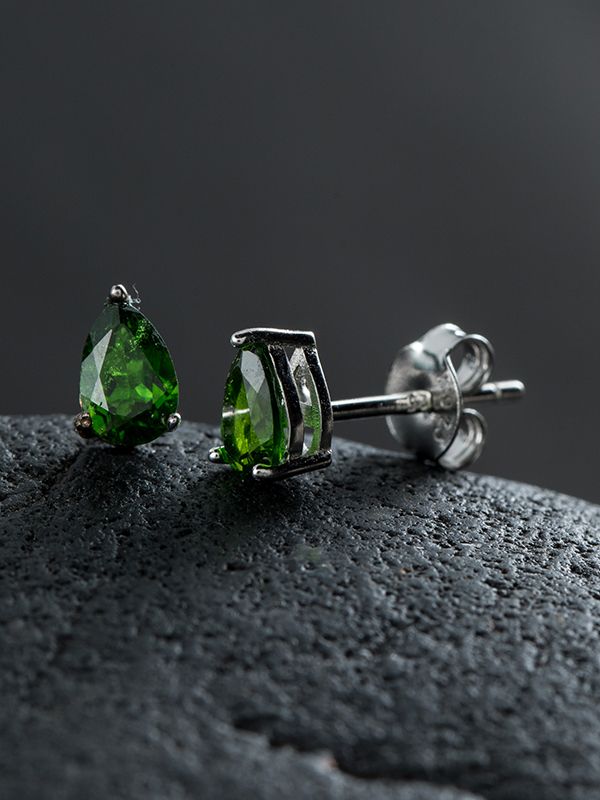 Montego Studs