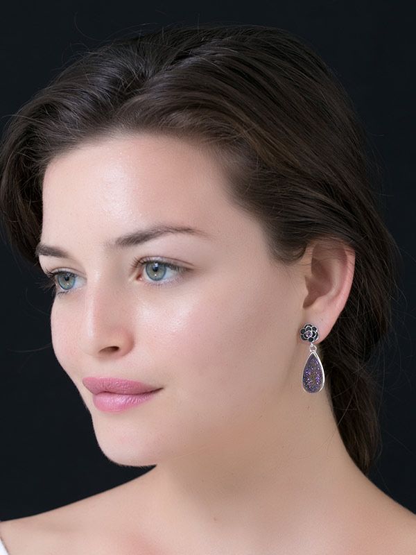Hazel Studs